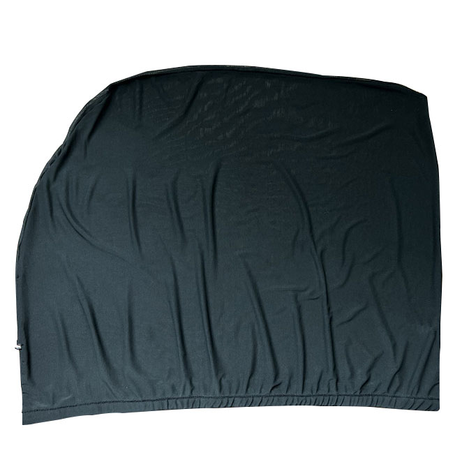 Употреба чарапа прозора аутомобила